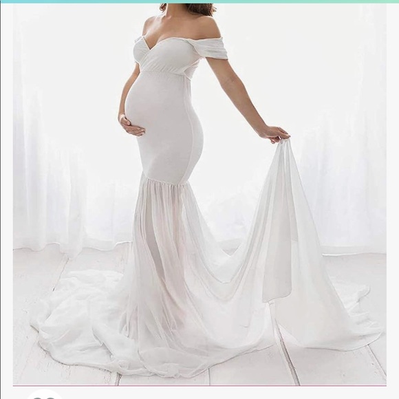 White off shoulder dress (Maternity dress) - Picture 1 of 9